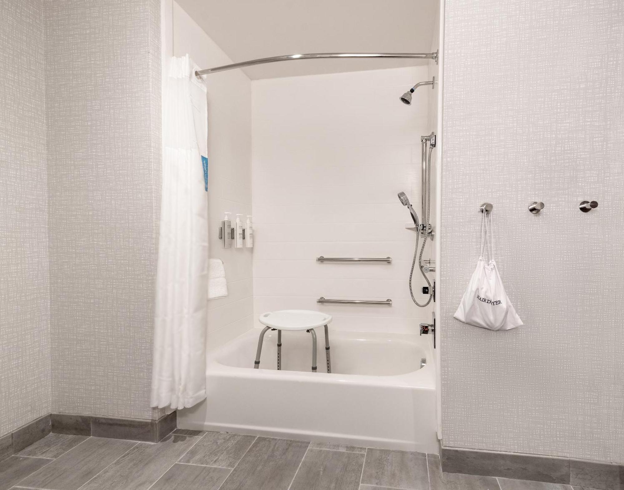 Hampton Inn 니들즈 외부 사진